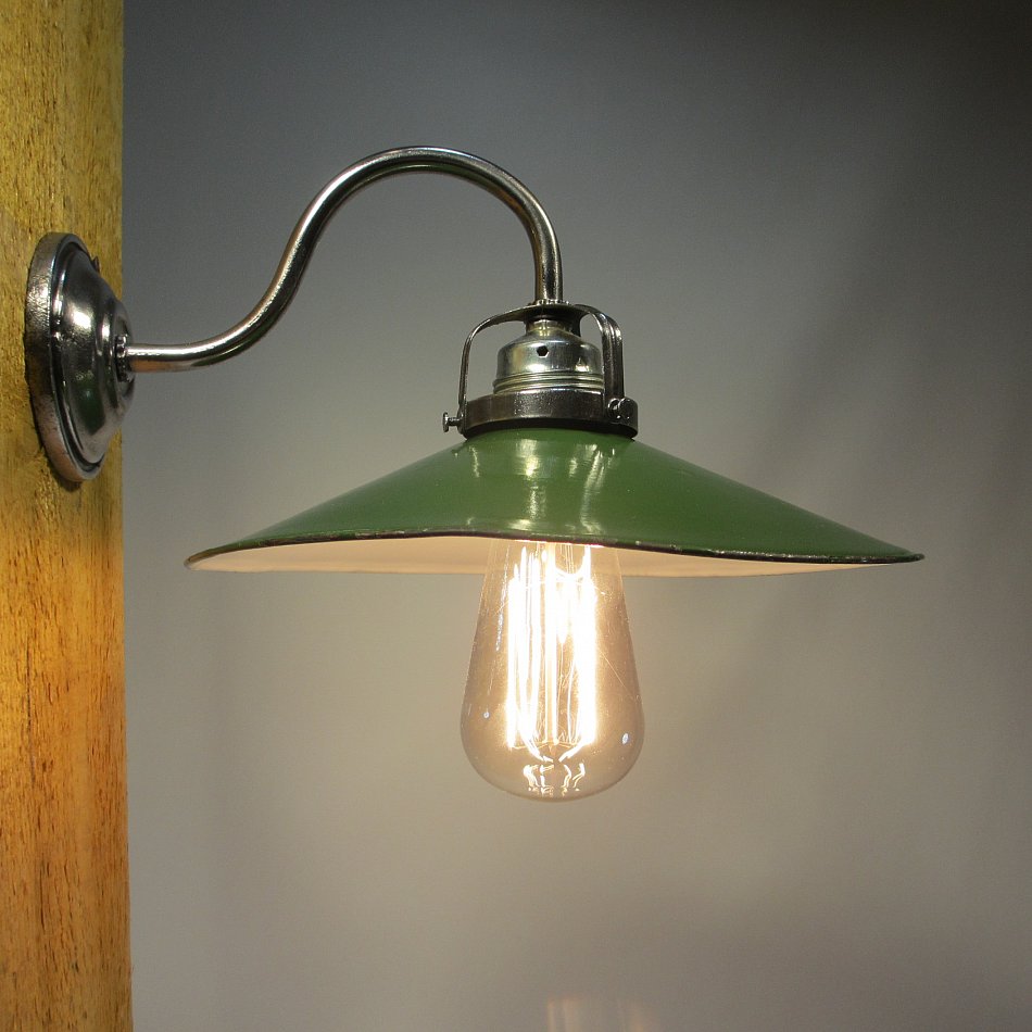 Fabriklampe Werkstattlampe Emaille Schirm Wandlampe Wandausleger