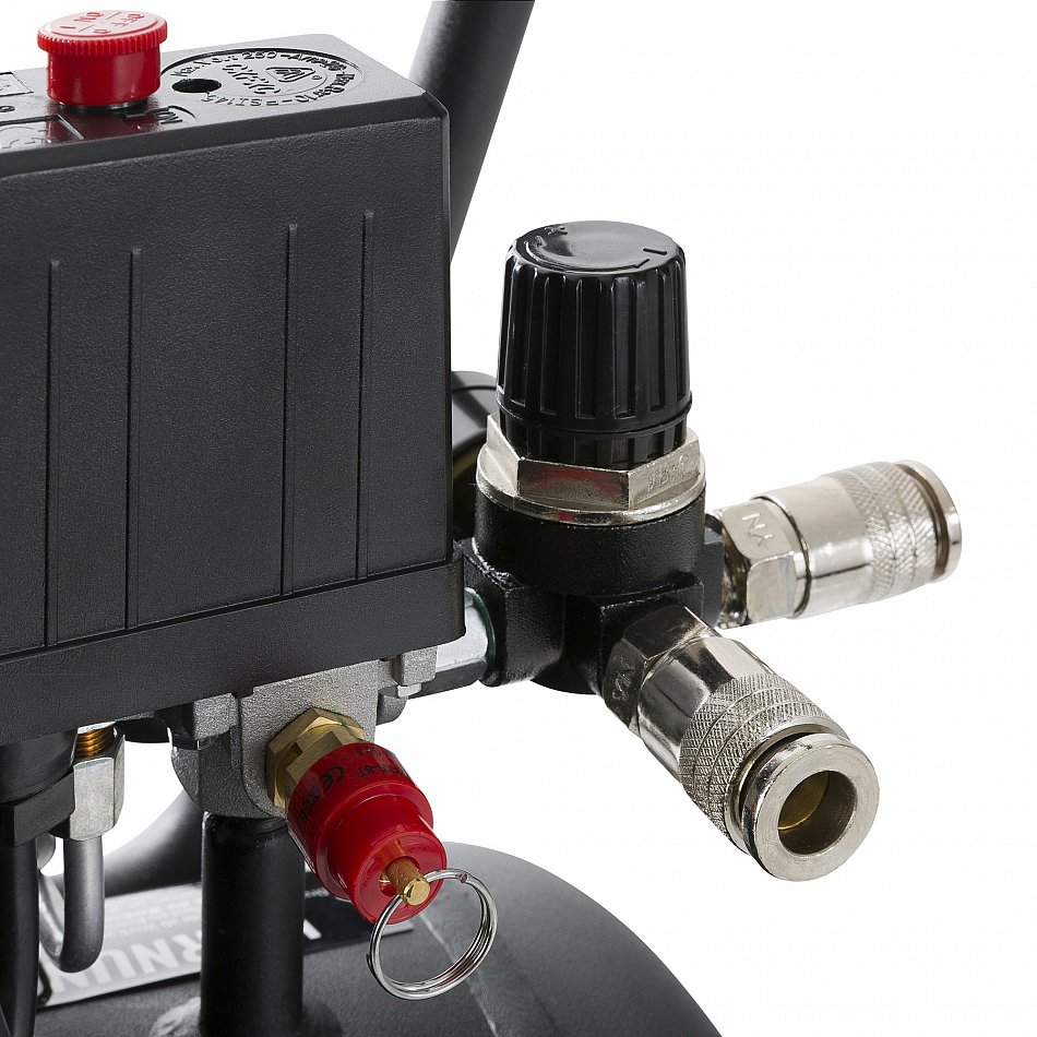AREBOS 8bar Druckluft Kompressor ölfrei 24L 1100W inkl. 14Teile